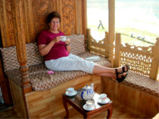 tea time at your houseboat front porch